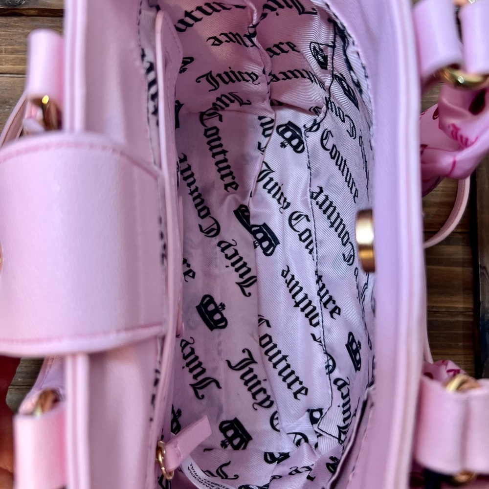 Juicy Couture Mini Tote. - Picture 3 of 9